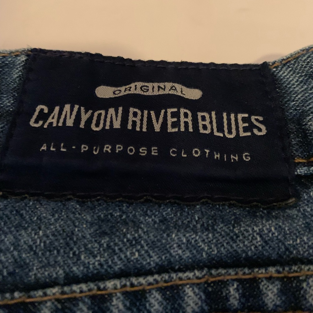Canyon River Blues Classic Woman’s Blue Jeans Size 5 - Picture 2 of 10